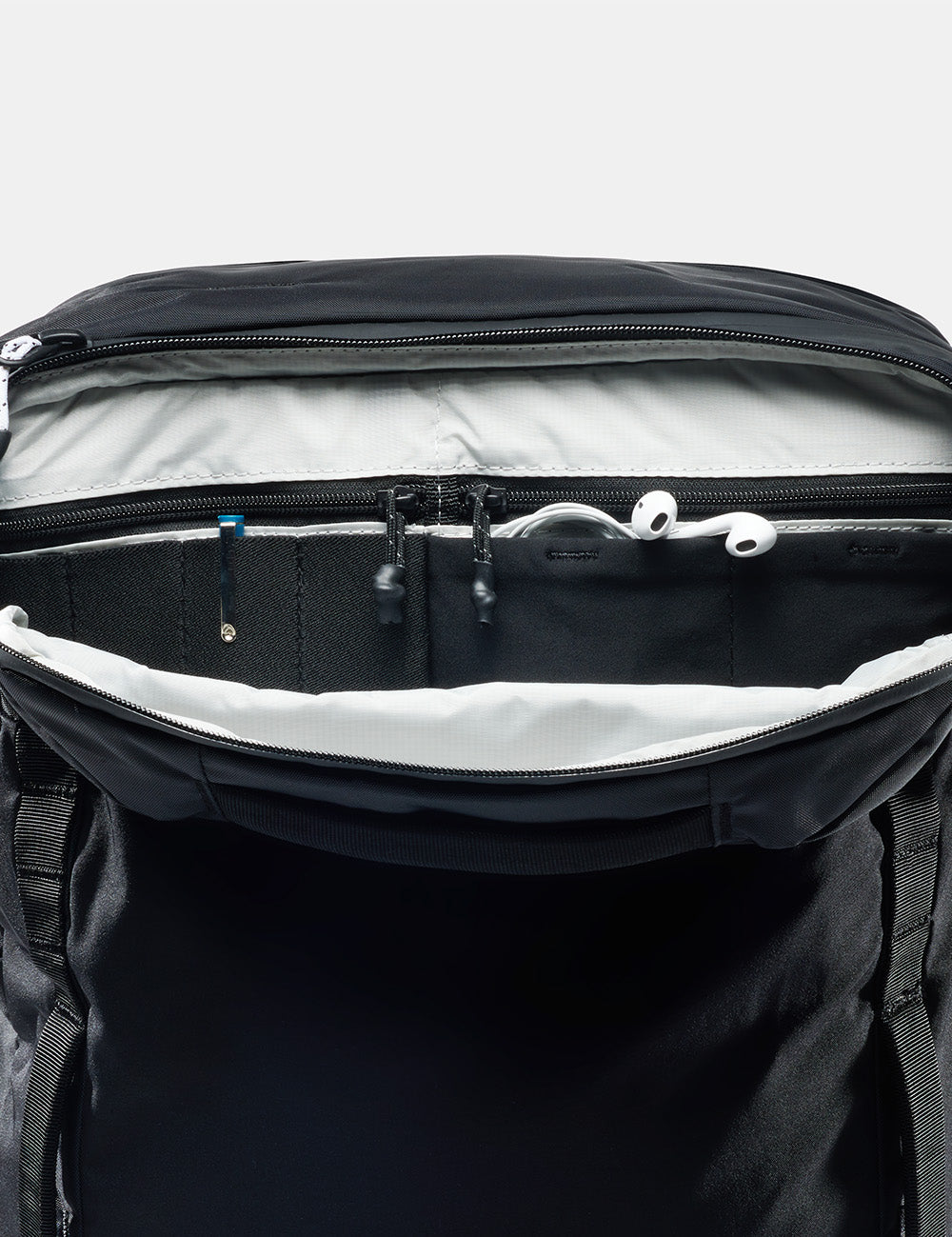 detail view of admin pockets