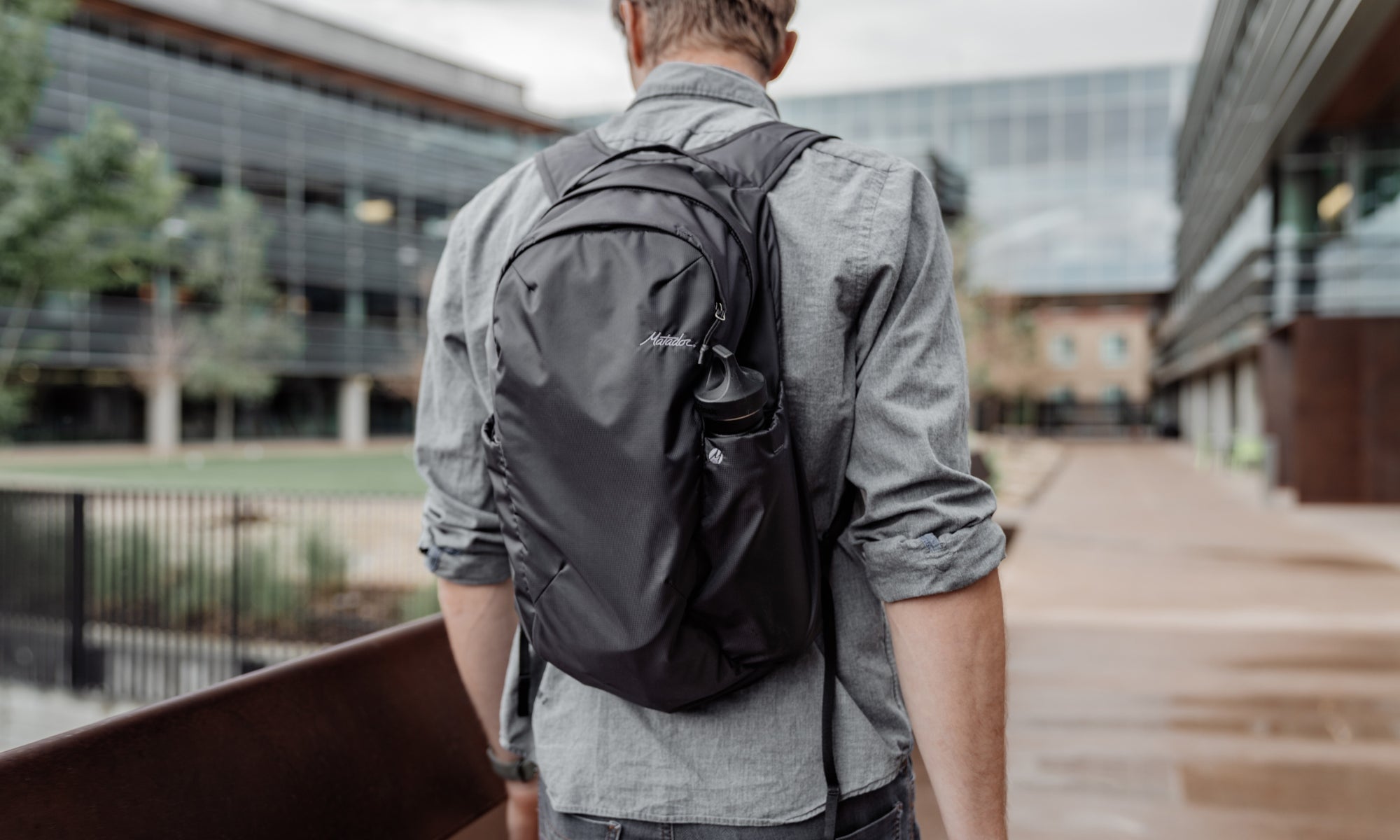 What Makes On-Grid Suited for Travel on the Grid